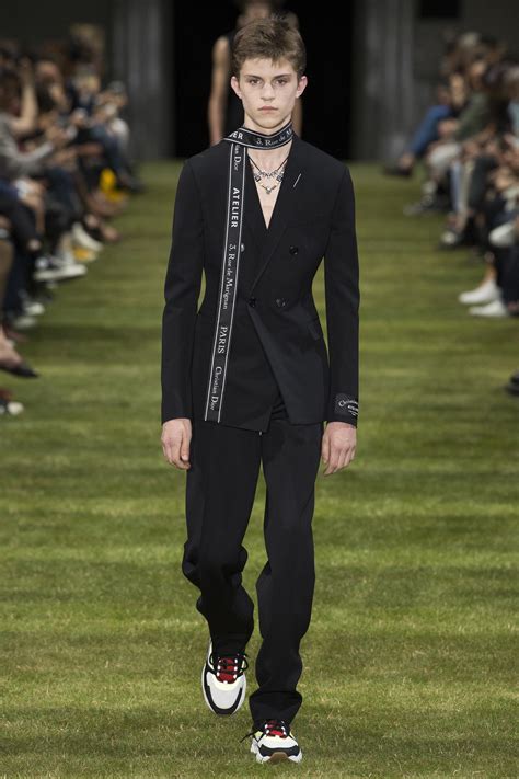 dior summer 2018 mens|Dior men's spring dresses.